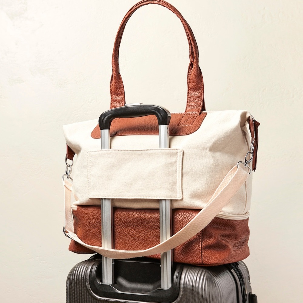 GRAF LANTZ Carry-On Travel Weekender- new